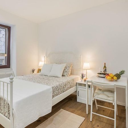 Mediterranean Vintage Room Сплит Екстериор снимка